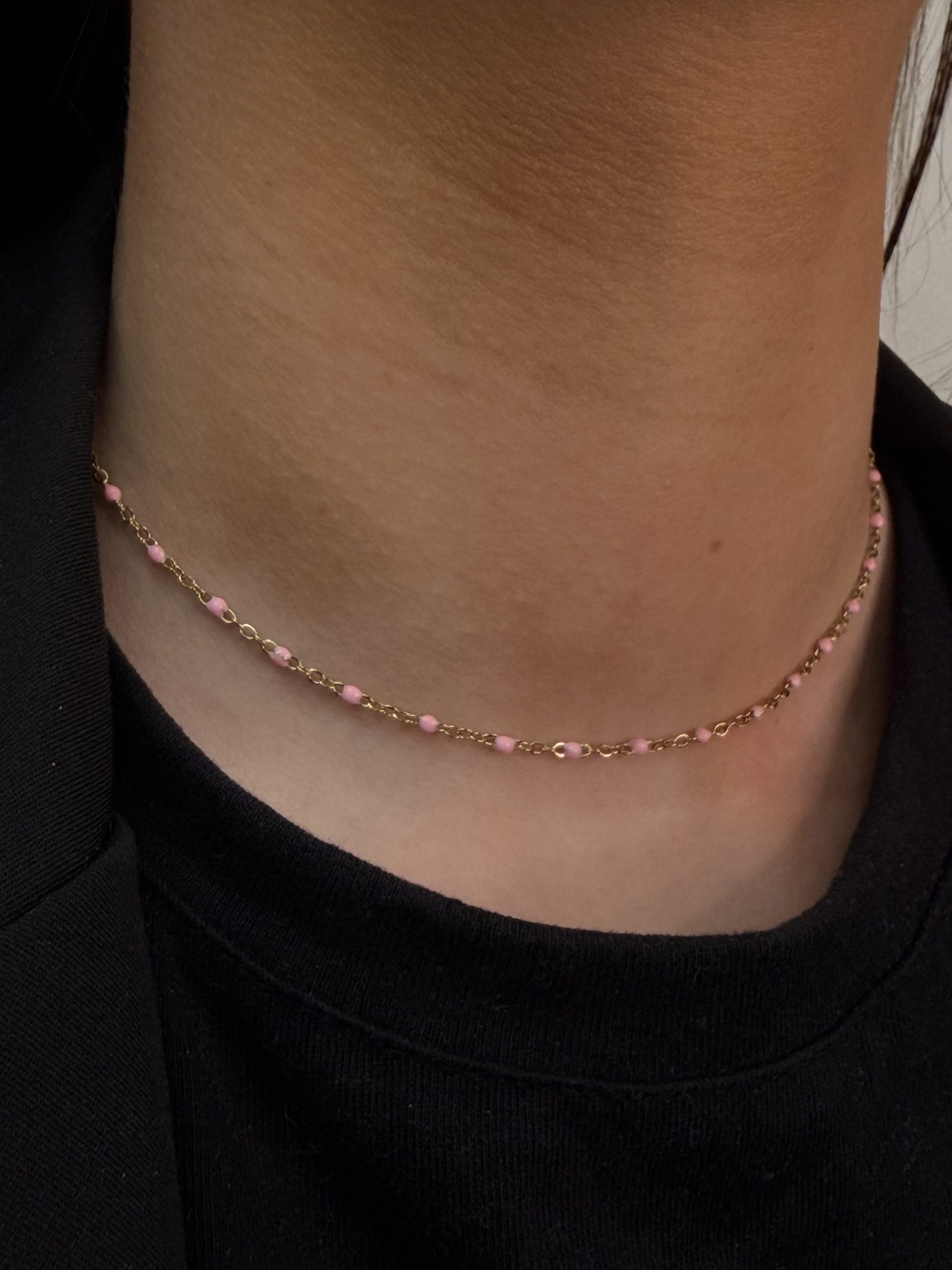 COLLIER RÉSINE DORÉ ROSE PÂLE