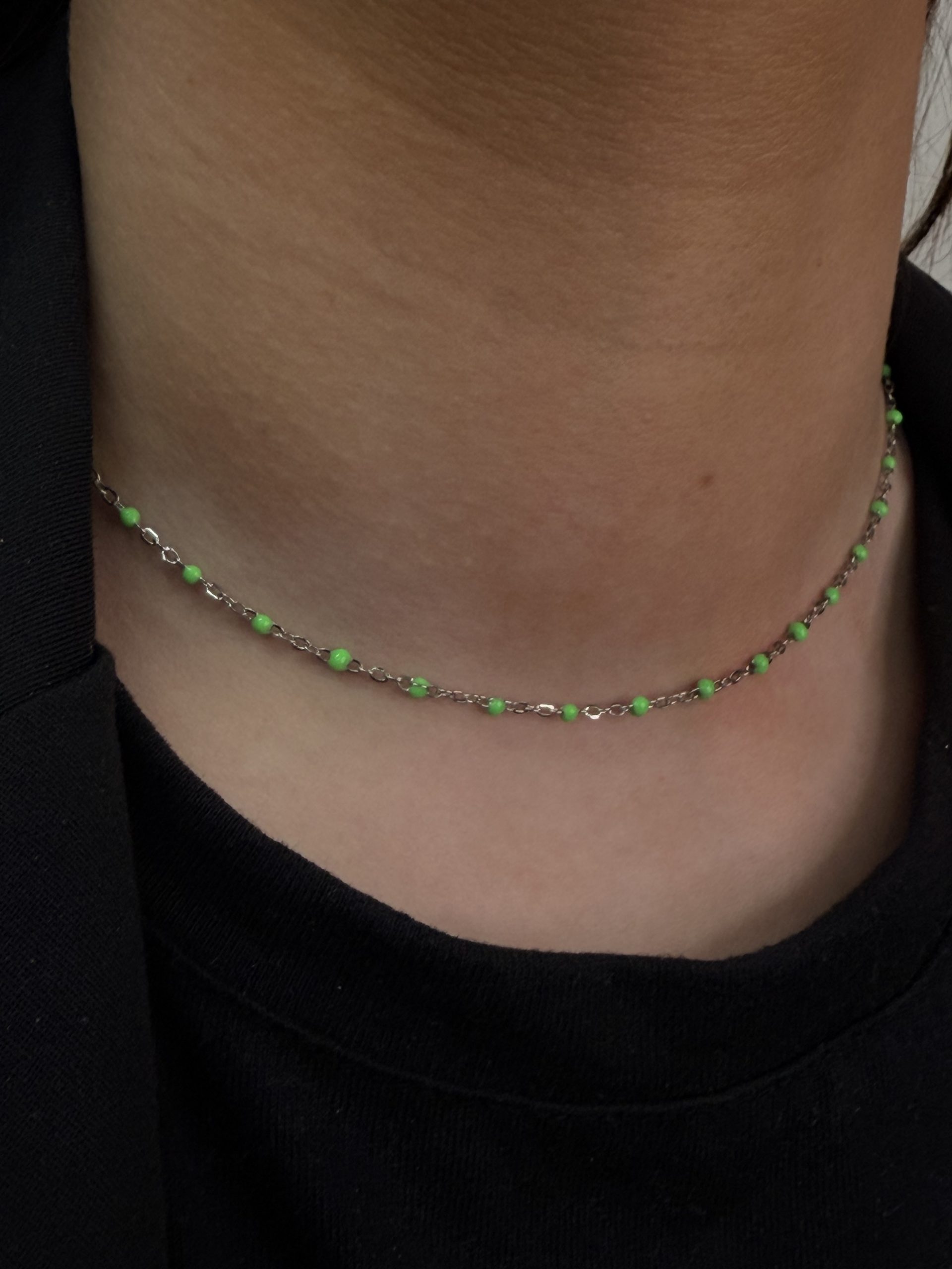 COLLIER RÉSINE ARGENTÉ VERT FLUO